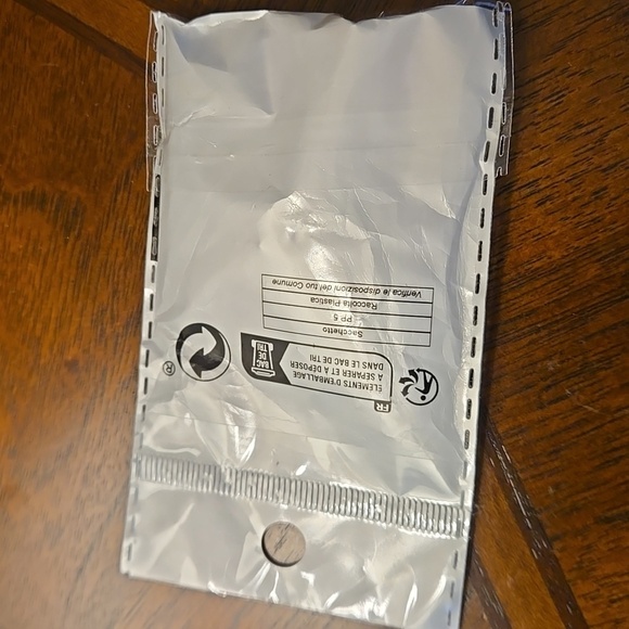 Feather Dream Catcher Silvertone Alloy Earrings with Turquoise Beads & Feathers - Picture 5 of 9